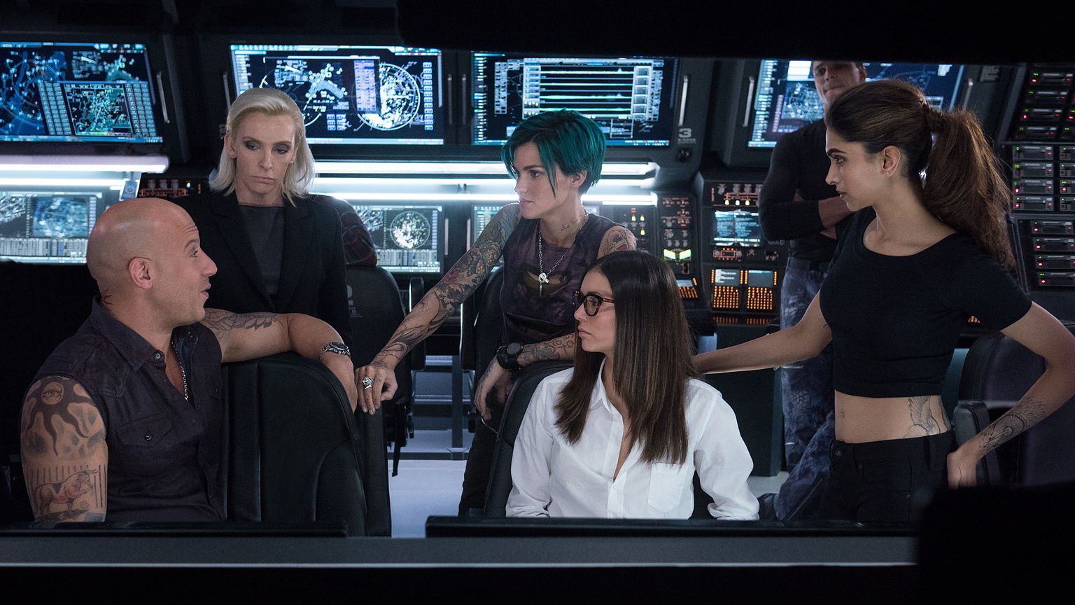 (c)2016 Paramount Pictures. All Rights Reserved./George Kraychyk